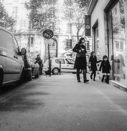 Femmes Parisiennes 