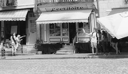 streetlife twoworlds blackandwhite_1